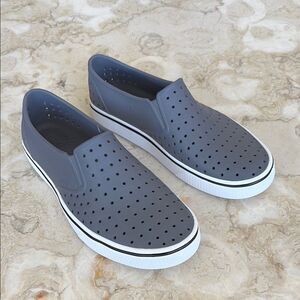 Native Shoes Unisex-Adult Miles Slip On Rubber Shoes Dublin Grey/Shell White